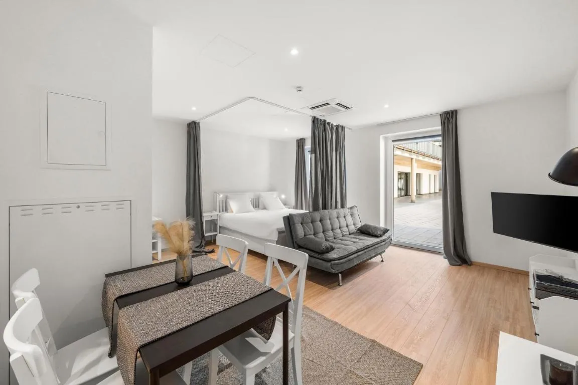 Image of Boutique Space VIE #4o4 (The Presidential Suite)