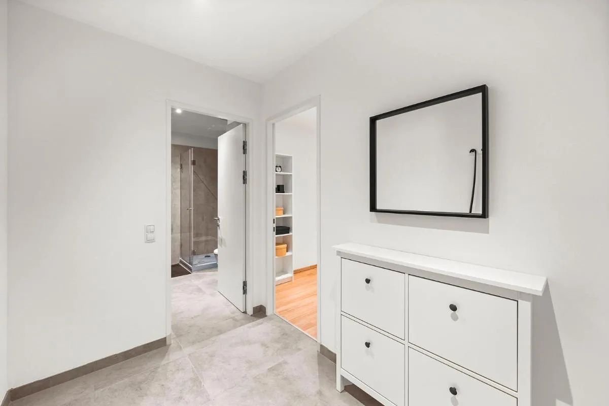 Image 1 of Boutique Space VIE #4o4 (The Presidential Suite)