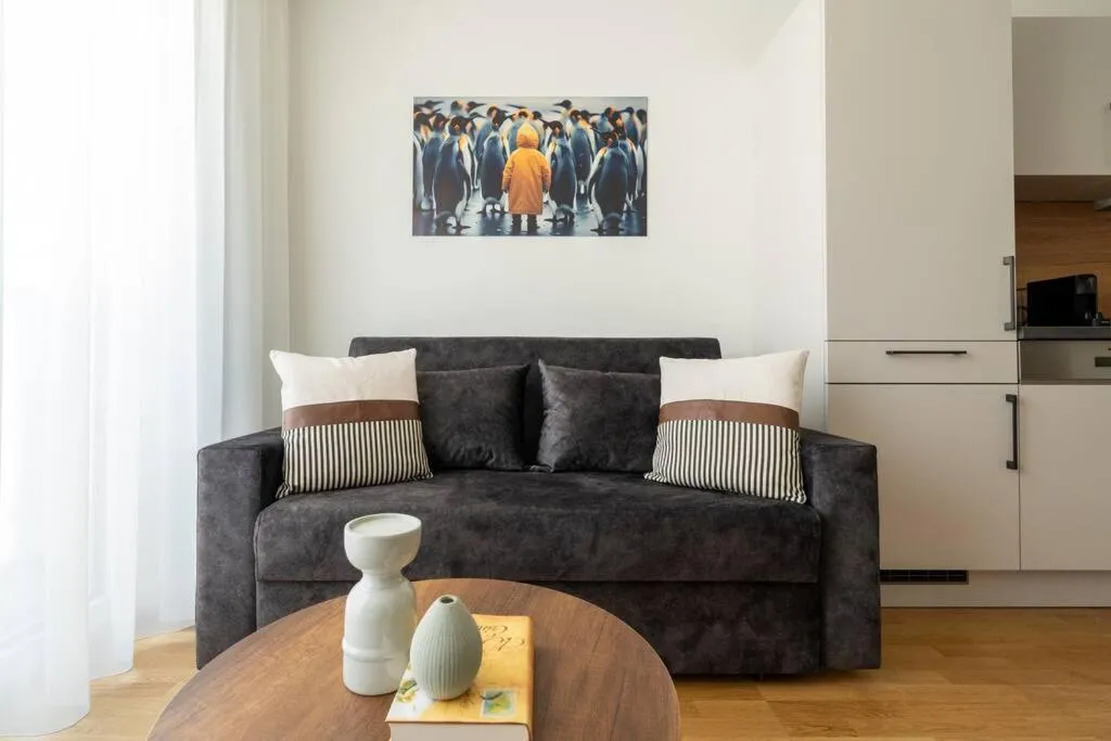 Image 4 of HM • Trendy 1BR, Direct City Access